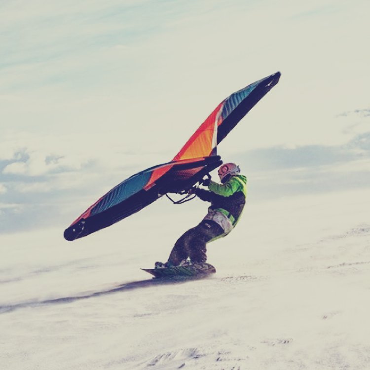Wingsurf koolitus talvel on veespordialade variatsioon lumel. Wingsurf kursus %%sep%% Wingsurf koolitus talvel. %%sep%% Tiivasurf